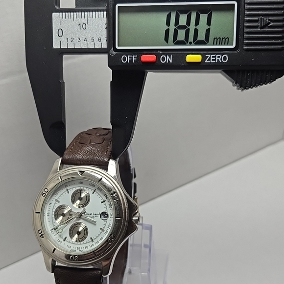 3 Dial Great Land Quartz 2348 St Still Back Wrist Watch Runs New Battery - Picture 5 of 11